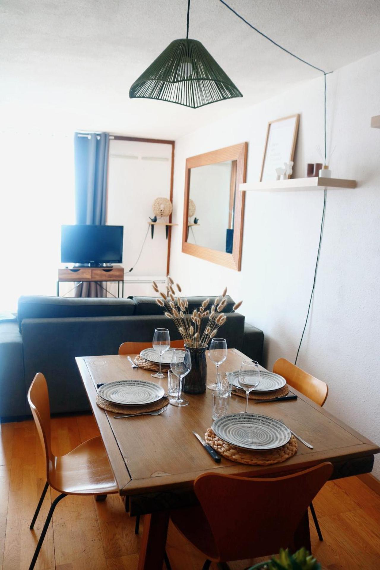 Charmant Appartement Les Temples Du Soleil Font-Romeu-Odeillo-Via Exterior photo